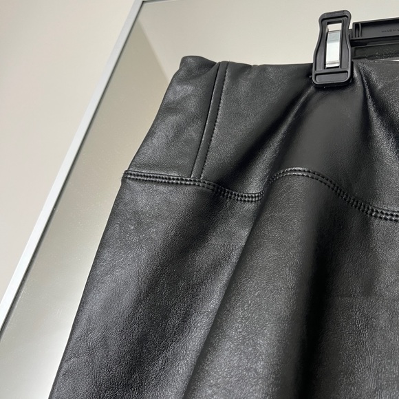 BP leather pants - Picture 3 of 4